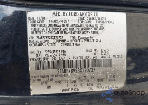 2011 Ford Crown Victoria Police Interceptor z USA, uszkodzony, nr VIN 2FABP7BV2BX120737